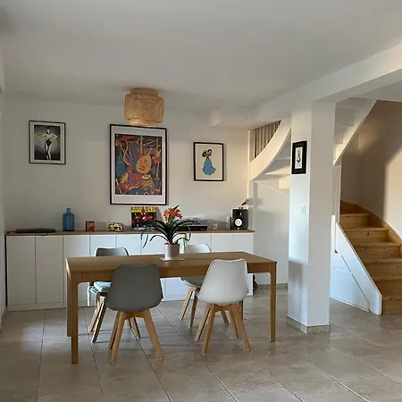 Semesterbostad Herault Agreable Maison Avec Piscine *