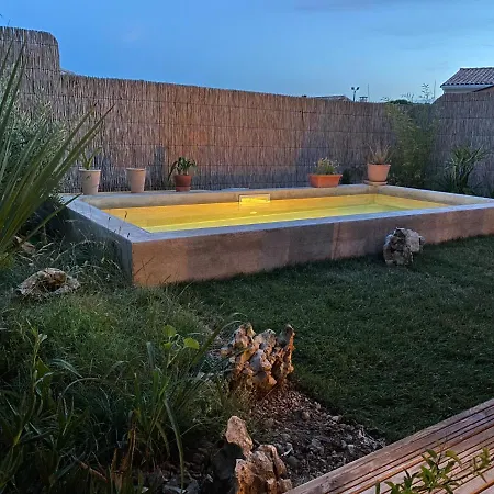 Herault Agreable Maison Avec Piscine * Vailhauques